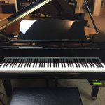 Yamaha GC1 Polished Ebony used baby grand