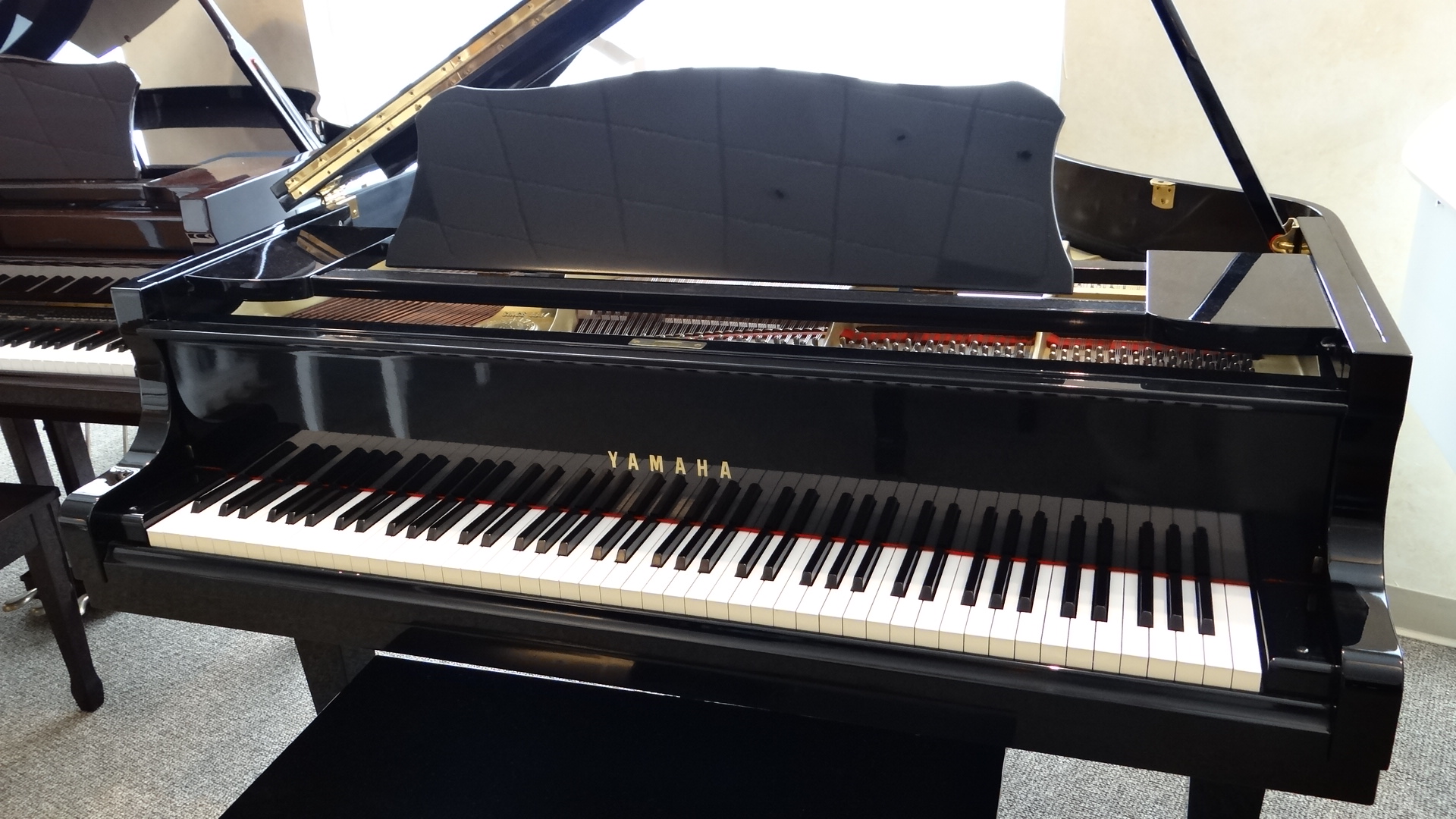 yamaha used baby grand