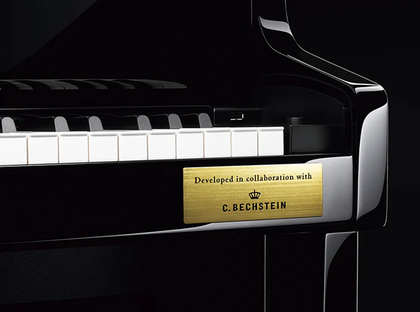 celviano hybrid clavinova digital piano estero